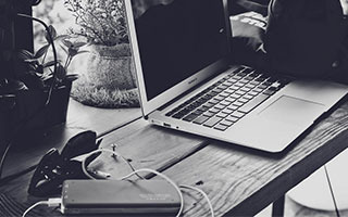 九游体育官方网站-沙特联赛砸钱抢人，欧洲球星转会潮涌现，沙特进欧洲联赛的球员