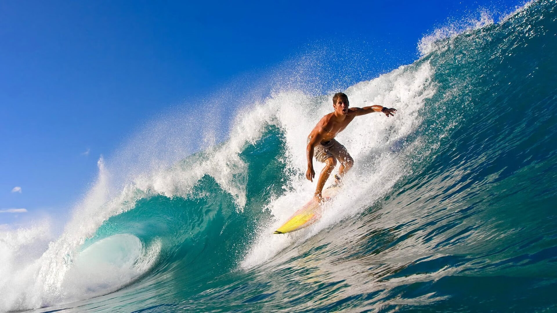 特色夜跑比赛，点亮城市夜色，创意夜跑